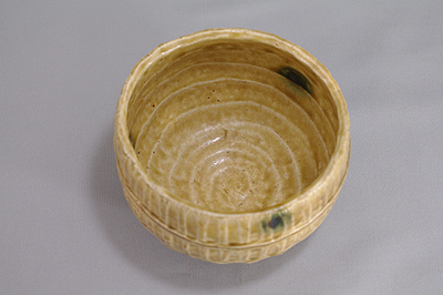初代 加藤春鼎作 黄瀬戸 福俵茶碗 【器道楽】